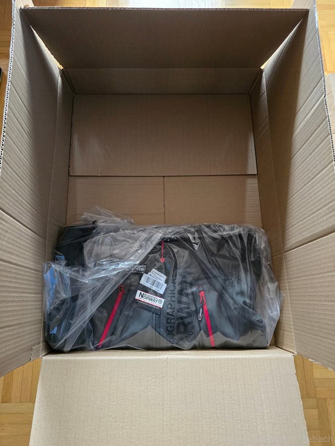 fundstueck 2024 10 jacke1b